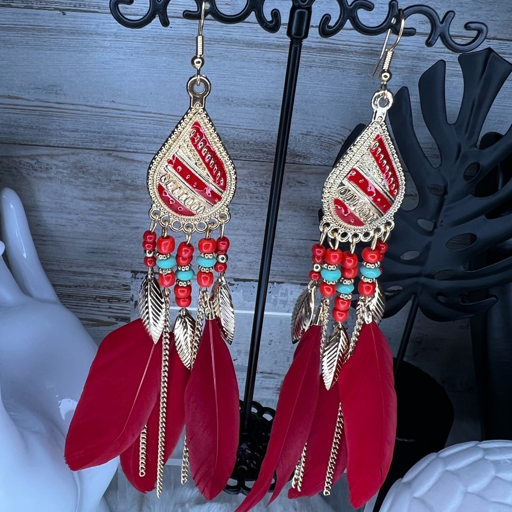 NWT red boho feather earrings. - Picture 6 of 7